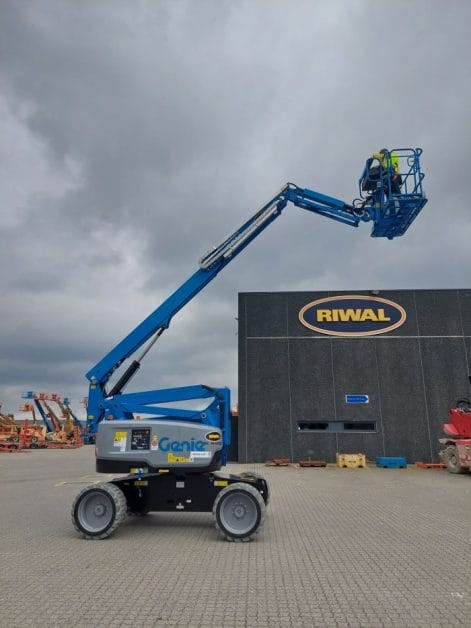 Genie Z60/37FE - Articulated boom lift