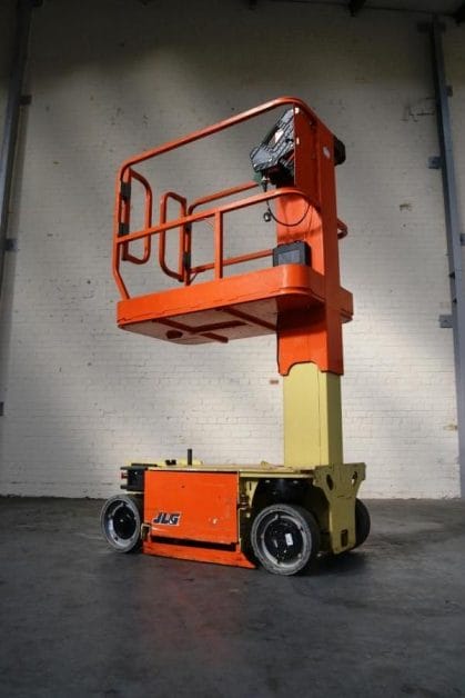 JLG 1230ES - Vertical lift