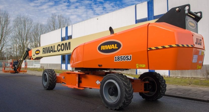 JLG 1850SJ - Telescopic boom lift